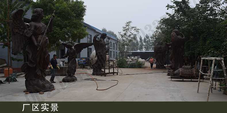 铜雕塑 厂区实景.jpg