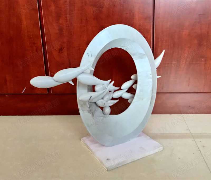 不锈钢圆环雕塑模型