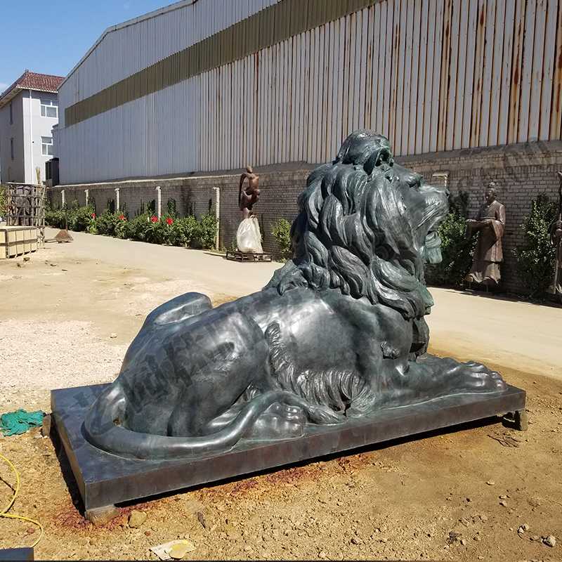 汇丰银行铜狮子雕塑