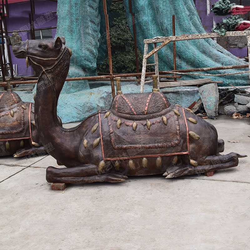 铜骆驼雕塑