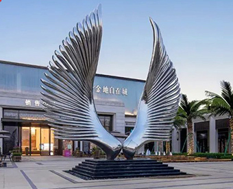 大型不锈钢抽象翅膀雕塑