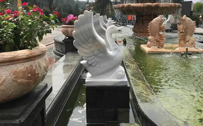 汉白玉石雕天鹅景观雕塑